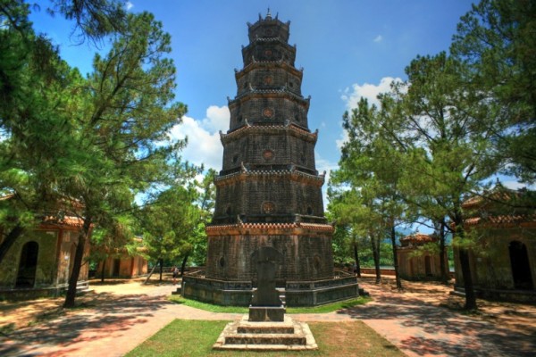 Thien Mu Pagoda (Heaven Fairy Lady Pagoda)